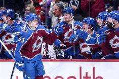 Первый гол Бардакова в НХЛ!