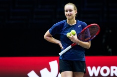 Елена Рыбакина