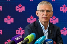 Первая пресс-конференция Игоря Ларионова в СКА