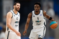 Выбираем «ЧемпMVP» в составе «Пари НН» за ноябрь