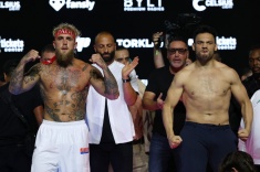 Джейк Пол — Хулио Сезар Чавес-младший