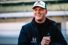Мик Шумахер протестировал машину IndyCar