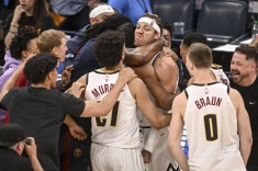 Мощнейший матч в плей-офф НБА!