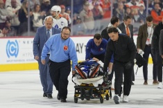 Танева увезли на носилках после стычки с Мичковым