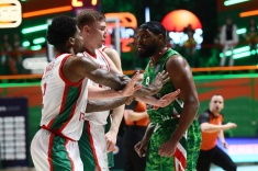 «Локомотив-Кубань» — УНИКС