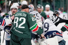 Вратари сцепились после матча КХЛ