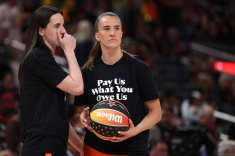 Девушки заслуживают денег НБА