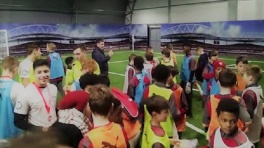 Ребята из детдомов сыграли с воспитанниками академии «Арсенала»