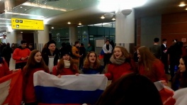 Группа поддержки репетирует гимн России