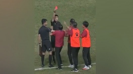 В Китае тренер ударил арбитра