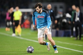 «Наполи» — «Салернитана». С трудом узнаём Хвичу!