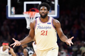 «Орландо» — «Филадельфия». Прогноз: Гордон поможет Вучевичу справиться с Эмбиидом