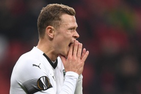 Игра на два фронта. Кого рекламирует ФК «Краснодар»?