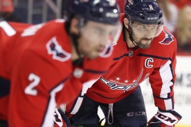 «Каролина Харрикейнз» — «Вашингтон Кэпиталз». Прогноз: Овечкин не сбавит обороты