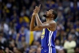 «Рэпторс» и «Уорриорз» в первую очередь подумают о защите