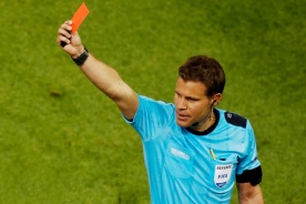 Светофор Брыха: Украина и Хорватия, бойтесь гнева немецкого судьи