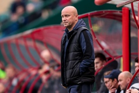 «Сочи» — «Балтика». Сергей Игнашевич пока не может, как Дмитрий Хохлов