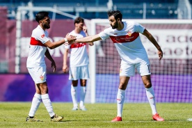 «Хольштайн» — «Штутгарт». Прогноз: Марио Гомес, Дидави и Кастро разберутся с «аистами»