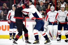 «Вашингтон» — «Каролина». Прогноз: Свечников попадёт Овечкину и Кузнецову под горячую руку