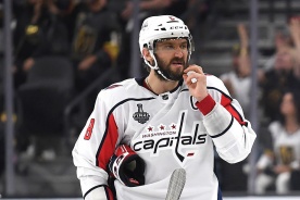 Овечкин и Холтби приведут «Вашингтон» к победе над «Вегасом»
