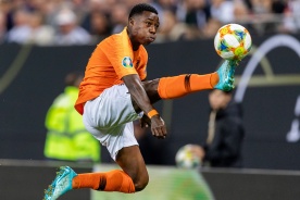 Нидерланды — Эстония. Прогноз: Промес опять не забьёт за сборную