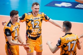 «Динамо-ЛО» — «Кузбасс». Прогноз: кемеровчане не испытают проблем в первом матче