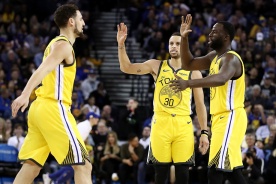 «Голден Стэйт» одолеет «Денвер» и займёт первую строчку на Западе