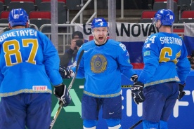 Казахстан — Латвия. Михайлис ещё верит в плей-офф