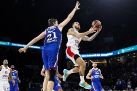 ЦСКА — «Анадолу Эфес». Прогноз: лидер Евролиги отомстит Джеймсу и Хайнсу в Москве