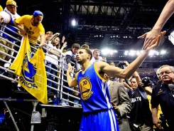 Карри обязан начать поливать из-за дуги, Керр – думать