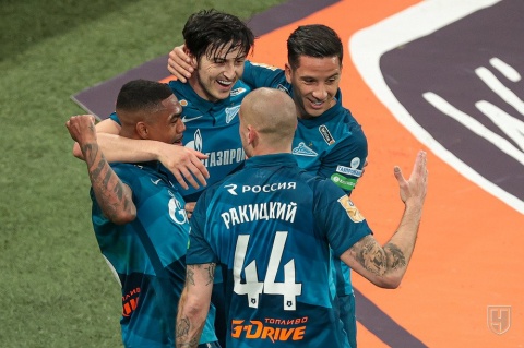 Zenit Lokomotiv 6 1 Goly Het Trik Azmuna Dubl Dzyuby Trete Zoloto Semaka Kak Eto Bylo Chempionat