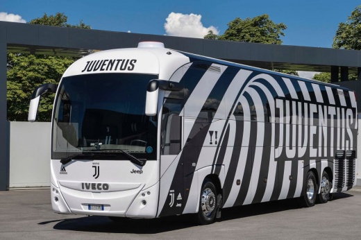 Не просто средство передвижения — самые красивые автобусы футбольных клубов