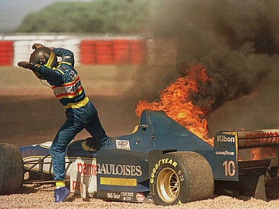 Горячие моменты гонок: пожары в Формуле-1. Часть 2