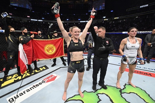 UFC 275: Валентина Шевченко — Тайла Сантос, когда титульный бой, сколько раз Пуля из Киргизии защищала пояс, видео