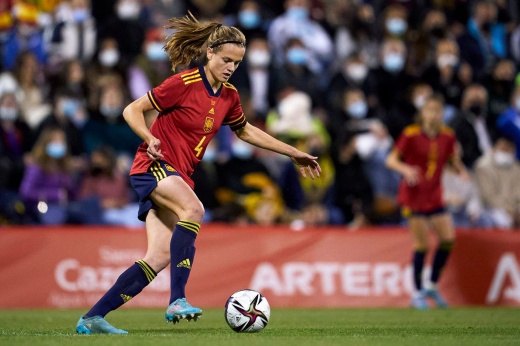 Женская сборная Испании будет получать столько же, сколько мужская. Это прорыв