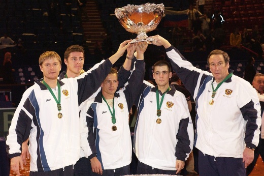 Историческая победа России в Кубке Дэвиса: Сафин, Кафельников, Южный в 2002 году привели нас к первому командному трофею