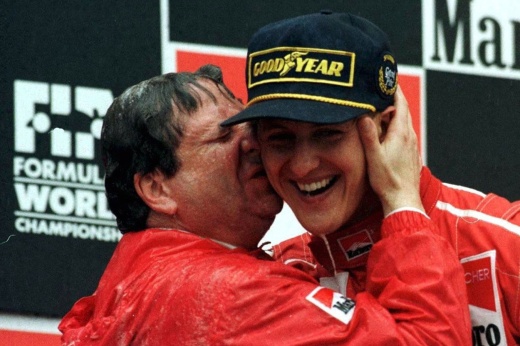 Великая победа Шумахера на «Феррари»: в ливень и со сбоящим мотором разгромил всех
