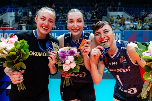 Вопреки! На «Локомотив» свалилось столько всего, но они всё равно стали чемпионками