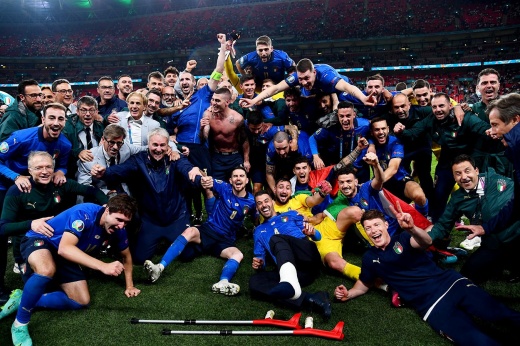 Италия — чемпион Европы. Футбол победил (хоть и по пенальти)