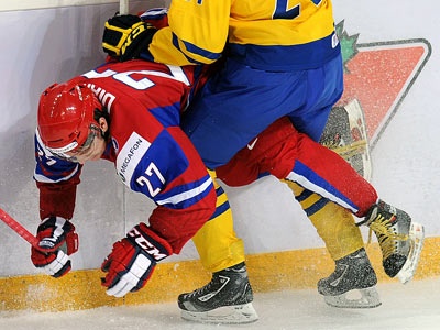 Видео драки в матче сборных России и Швеции в полуфинале молодёжного чемпионата мира по хоккею – 2014