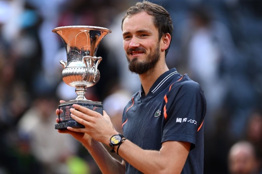 «Неземной теннис, лучший матч в карьере!» Бурная реакция на триумф Медведева в Риме