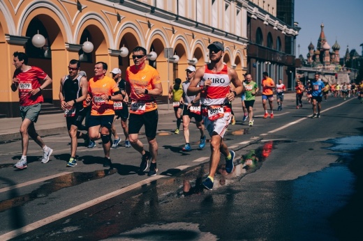 Почему марафонцы во время подготовки к марафону не бегают марафонскую дистанцию?