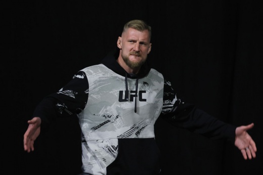 Жизнь в США, Трамп и «не ссать». Интервью с главным российским тяжем UFC