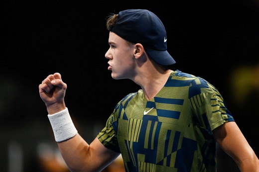 Кто такой Хольгер Руне, который сыграет с Андреем Рублёвым на Australian Open — 2023: скандалы, каких топов побеждал