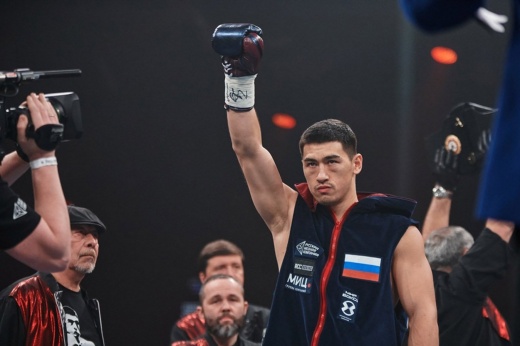Заур Абдуллаев нокаутировал Хорхе Линареса на вечере бокса в Екатеринбурге