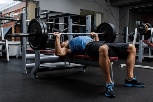 Тренировка спины для мужчин и женщин в тренажёрном зале — программа тренировок на мышцы спины