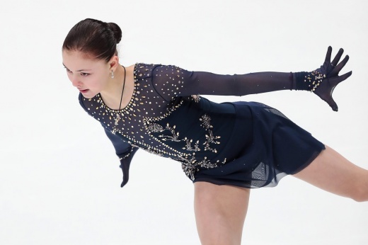 Фигурное катание: юниорки претендуют на медали на чемпионате России — чем это опасно для борьбы за Олимпиаду