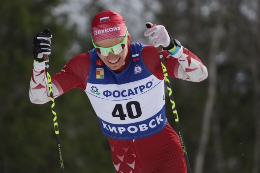 Большунов выиграл третью гонку подряд в финале Кубка России. Пока он просто неудержим