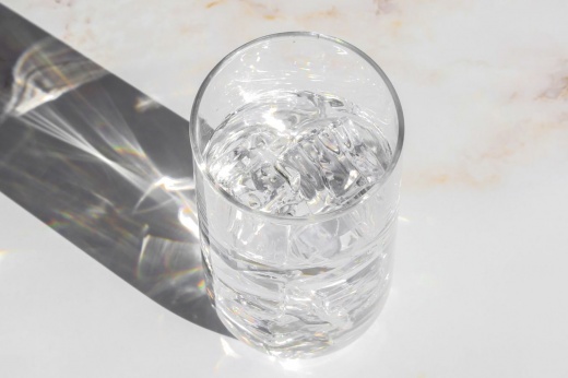 Что будет, если пить стакан тёплой воды каждое утро