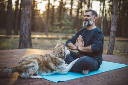 «Йога не для мужчин» и другие мифы о практиках